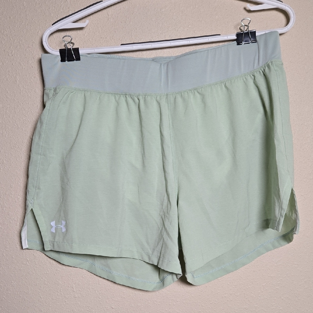 Under Armour Green Athletic Shorts Lightweight Elastic Waist